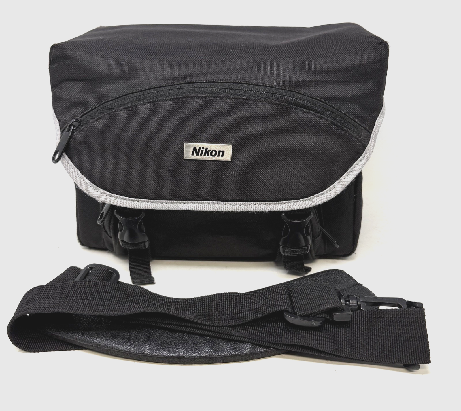 Webdeb, LLC at WebDeb.com Nikon Bag 1176
