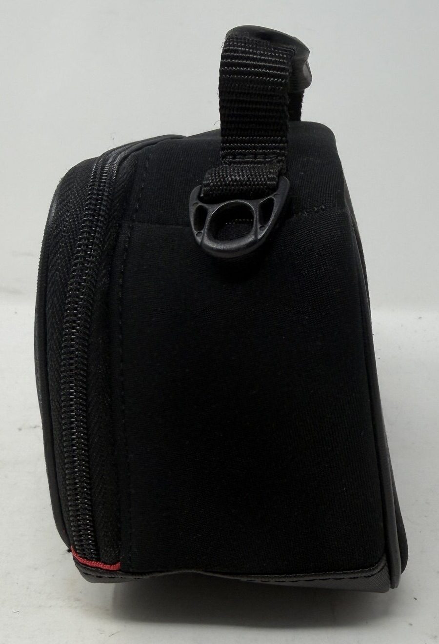 Webdeb, LLC at WebDeb.com Swiss Gear Camera case