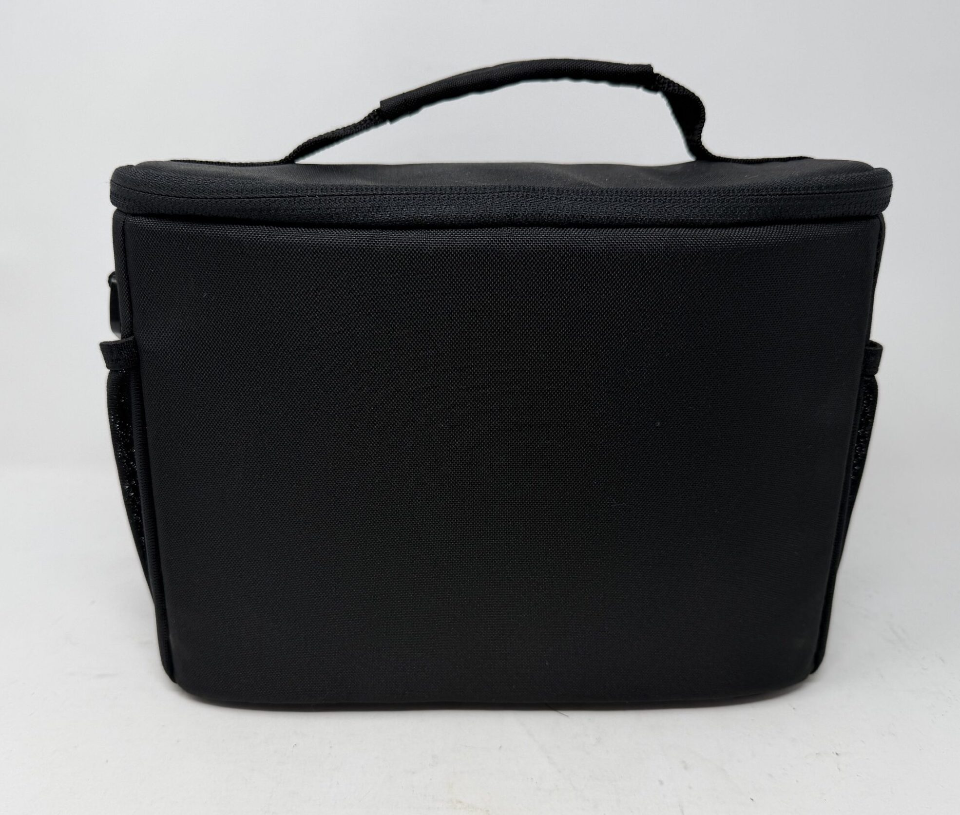 Webdeb, LLC at WebDeb.com Tamrac Jazz Camera Bag backside